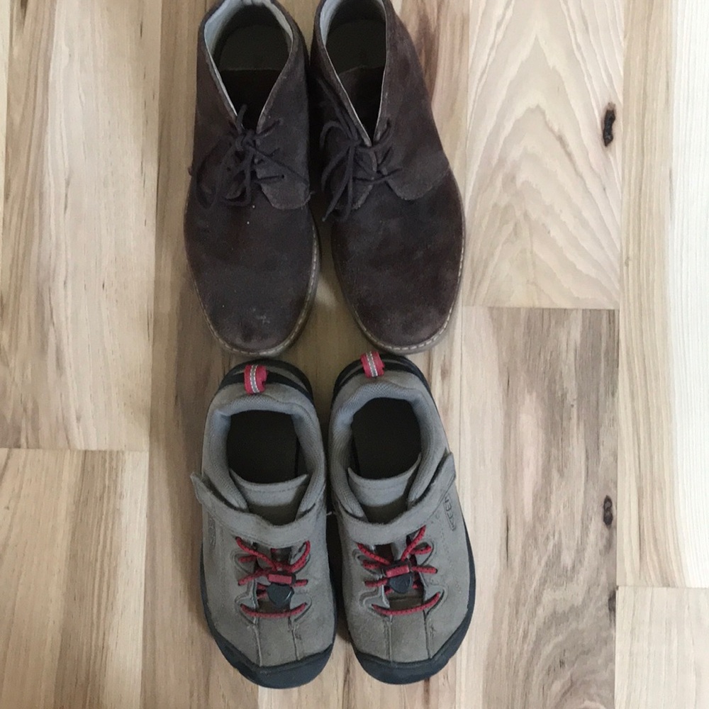 Boys size 13 boot & shoes